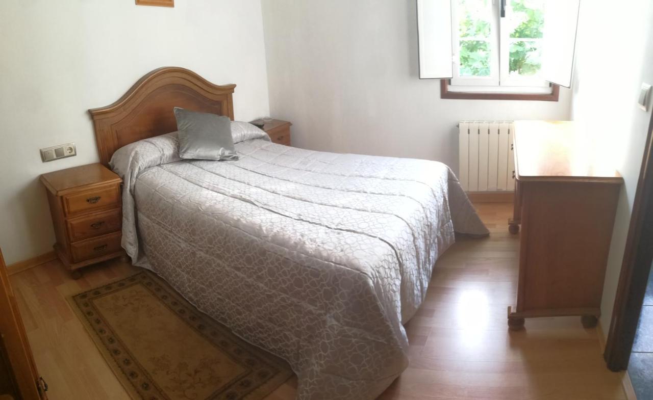 Hostal La Casilla Guitiriz Esterno foto